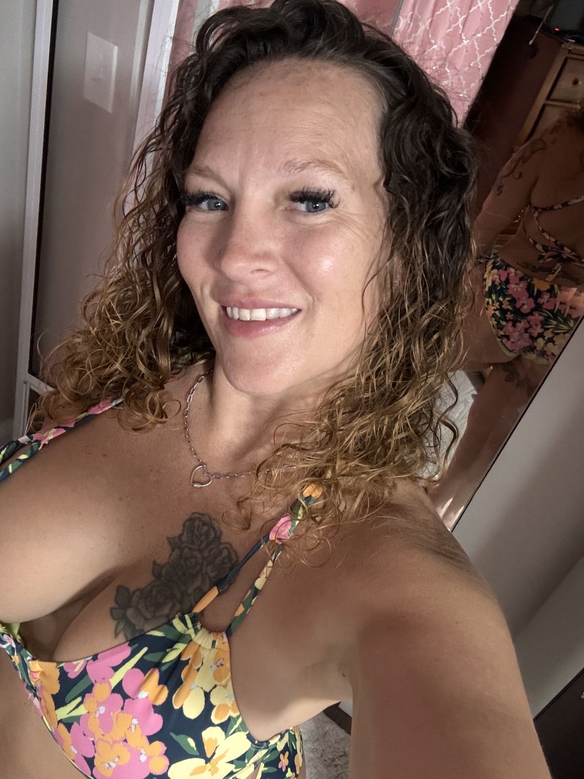 Nicoleadam
